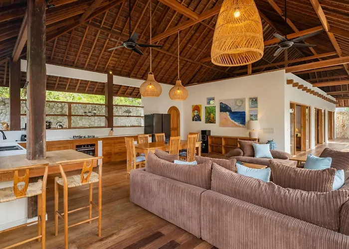 Вилла Calypso - 3 Bedroom In Bingin Улувату